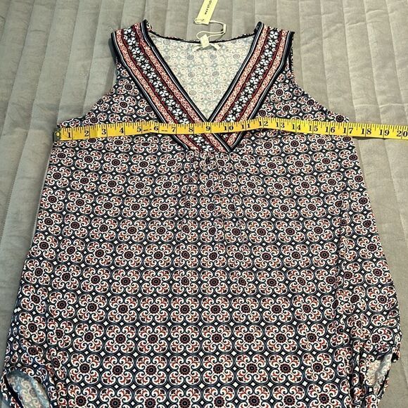 NWT Max Studio tank top size small - Picture 9 of 9